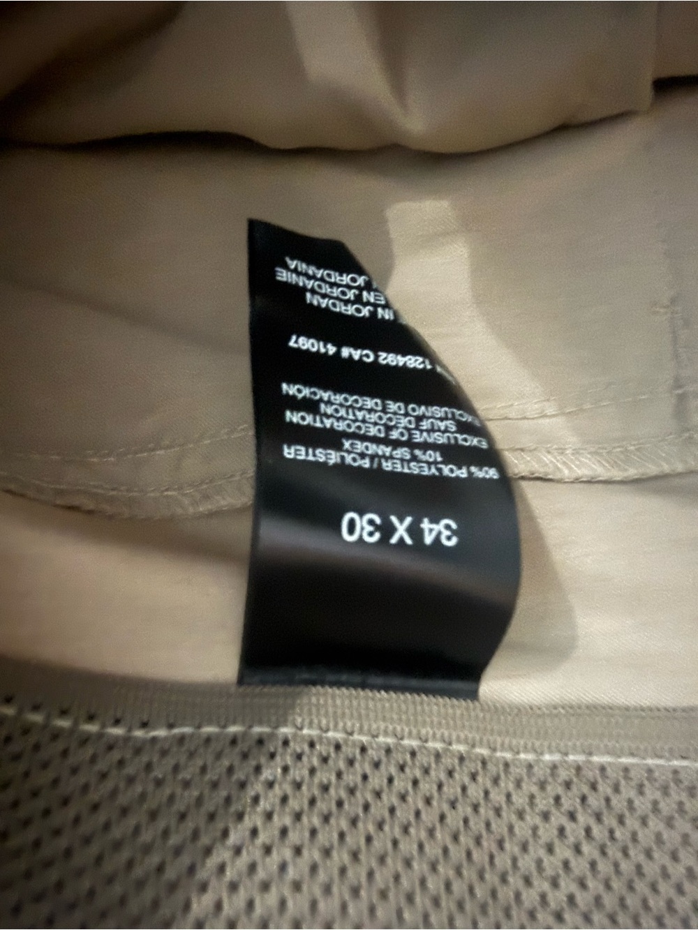 Brand new Greg Norman Khakis 34x30 - Picture 3 of 7